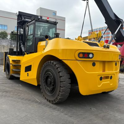 Xe nâng dầu 16 tấn